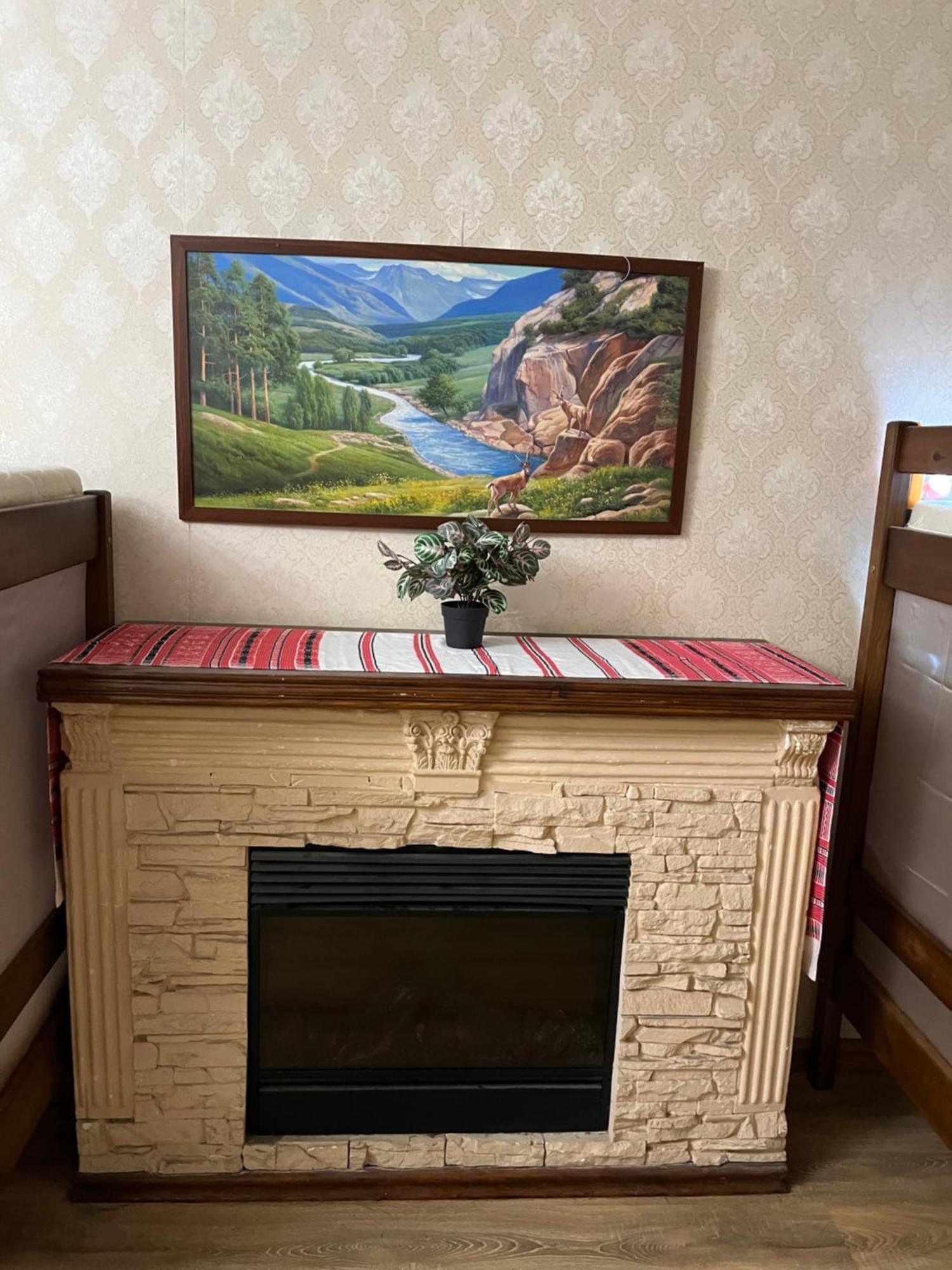 Ararat-Osokorki Hostel Kiev Bagian luar foto