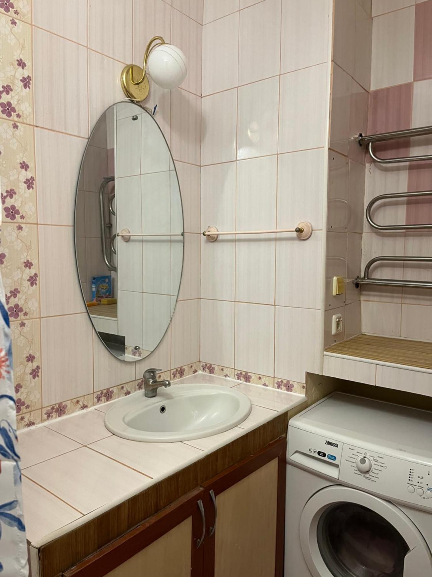 Ararat-Osokorki Hostel Kiev Bagian luar foto